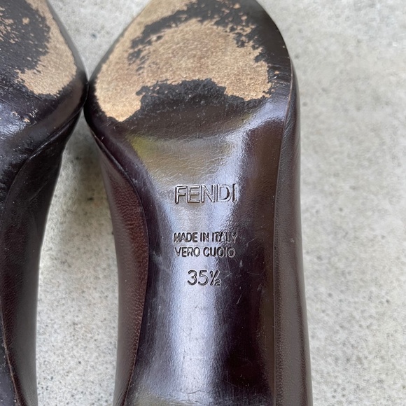 Fendi Dark Brown Leather Kitten Heel Pointed Toe Pumps - Size 35.5 - Picture 6 of 11